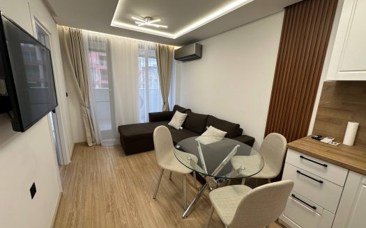 Двухкомнатная квартира в светлых тонах — Vogue, Солнечный Берег ID: 85481