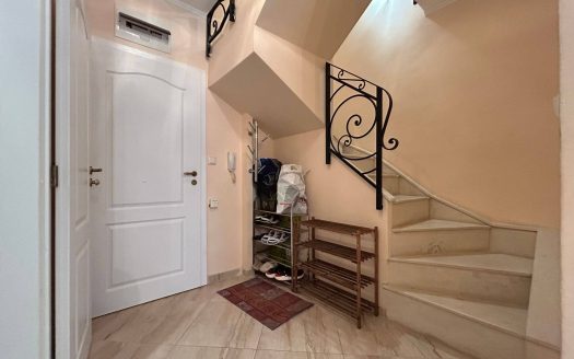 Трёхкомнатная квартира с двумя санузлами — Venera Palace, Солнечный берег ID: 86808