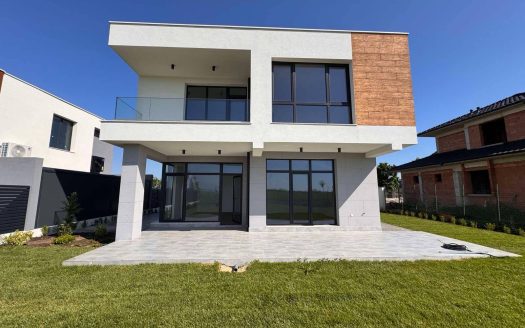 Дом с ремонтом и видом на море — Поморие ID: 87347