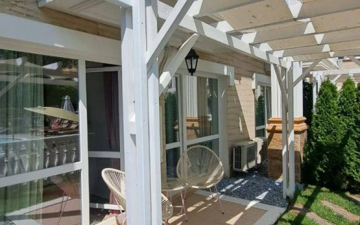 Двухкомнатная квартира с двориком и выходом к бассейну — Sweet Home 6, Солнечный берег ID: 85322