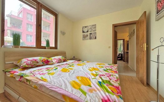 Трёхкомнатная квартира с видом на бассейн — Levsha, Солнечный берег ID: 87075