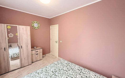 Двухкомнатная квартира с двориком — жилой дом, Равда ID: 86621