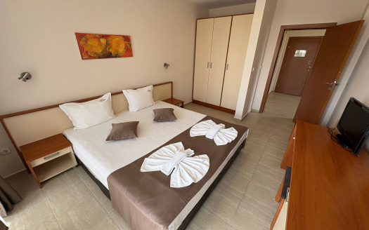 Трёхкомнатная квартира — Карлово, Солнечный берег ID: 92210