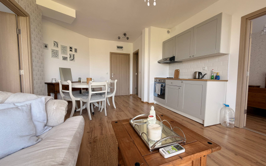 Трёхкомнатная квартира с новым ремонтом — комплекс «Sunny Day 6», Солнечный берег ID: 90966