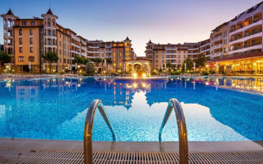 Трёхкомнатная квартира с двумя санузлами — комплекс «Royal Sun», Солнечный берег ID: 93389