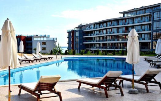 Студия с двориком — комплекс «Sun Wave», Святой Влас ID: 89127