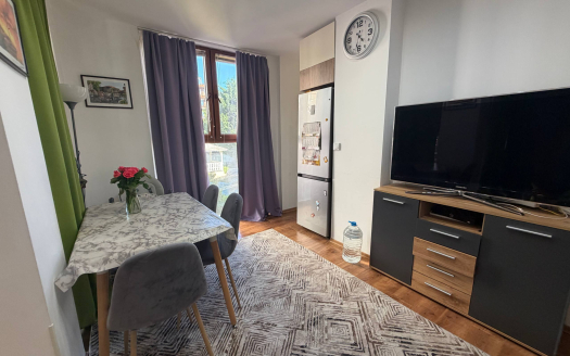 Трёхкомнатная квартира — район Изгрев, Святой Влас ID: 93735