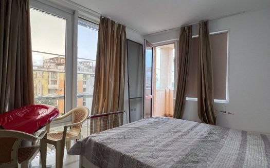 Двухкомнатная квартира с видом на бассейн — комплекс «Emerald», Солнечный берег ID: 89688