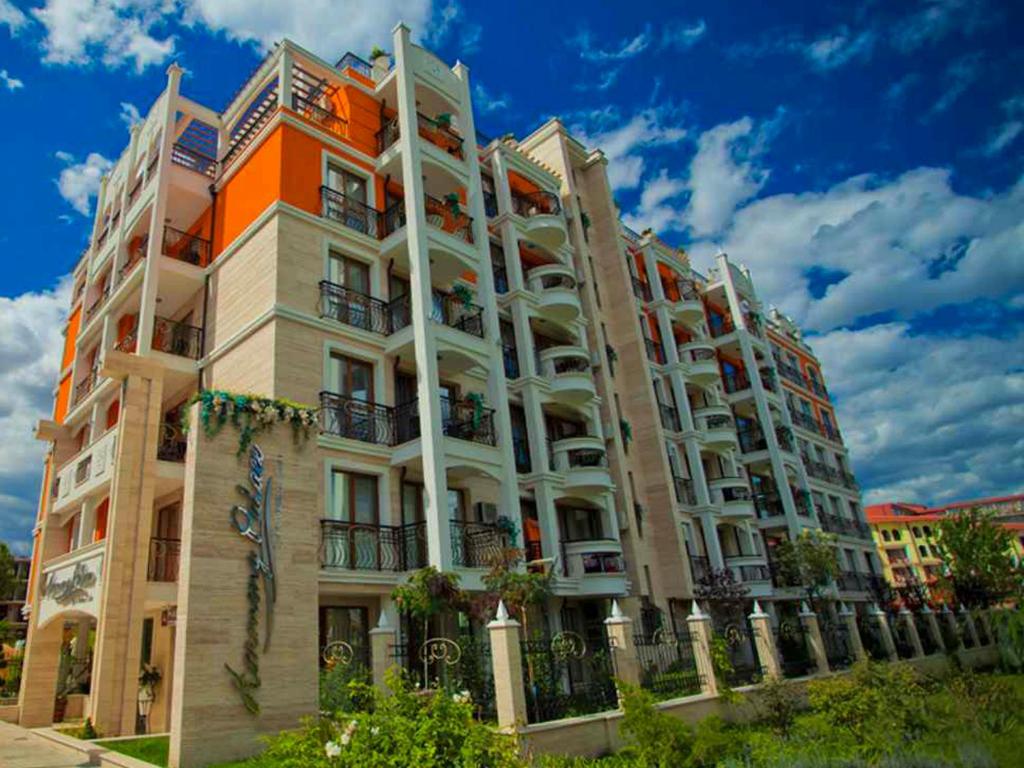 Harmony Suites Palace