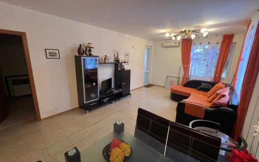 Двухкомнатная квартира с видом на бассейн — комплекс «Vista Residence», Святой Влас ID: 91024