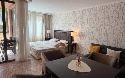 Студия с двориком на первой линии — комплекс «Barceló Royal Beach», Солнечный берег ID: 90952