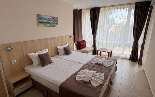 Трёхкомнатная квартира — Карлово, Солнечный берег ID: 92210