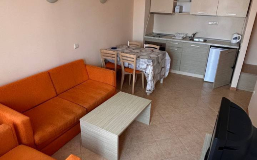 Двухкомнатная квартира с видом на бассейн — комплекс «Royal Sun», Солнечный берег ID: 92807