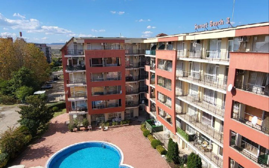 Трёхкомнатная квартира с видом на бассейн — комплекс «Sunset Beach 3», Солнечный берег ID: 91496