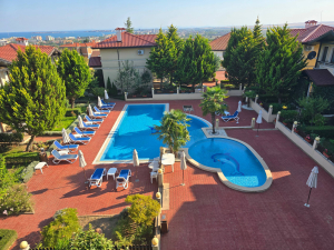 Sveti George Houses