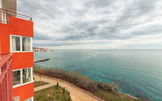 Трёхкомнатная квартира с видом на море — комплекс «Panorama Fort Noks», Святой Влас ID: 94870