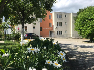 Vista Residence