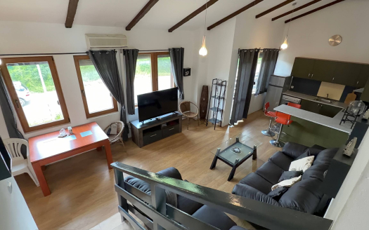 Трёхкомнатная квартира с видом на бассейн — комплекс «Sun House», Кошарица ID: 98492