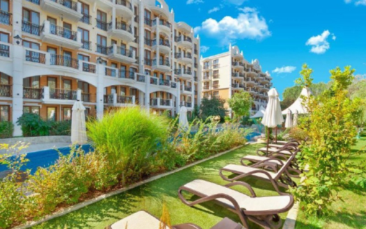 Трёхкомнатная квартира с видом на бассейн — комплекс «Harmony Suites 11 Grand Resort», Солнечный берег ID: 96999