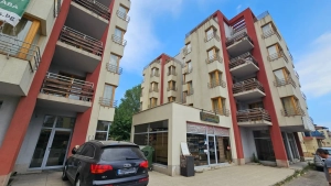 Tria Apartments