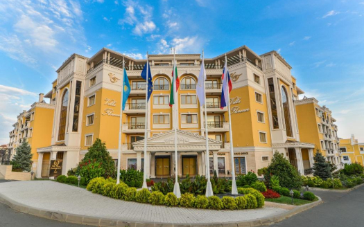 Трёхкомнатная квартира в элитном комплексе Villa Florence, Свети Влас ID: 100687