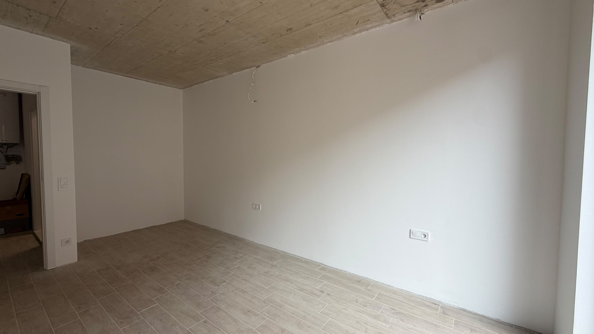 Двухкомнатный апартамент с большим двориком в Sunny View Central, Солнечный Берег ID: 100126 - фото 6