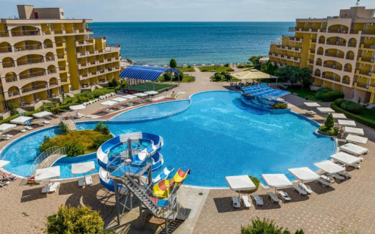 Двухкомнатная квартира на первой линии в Midia Grand Resort, Ахелой ID: 99460