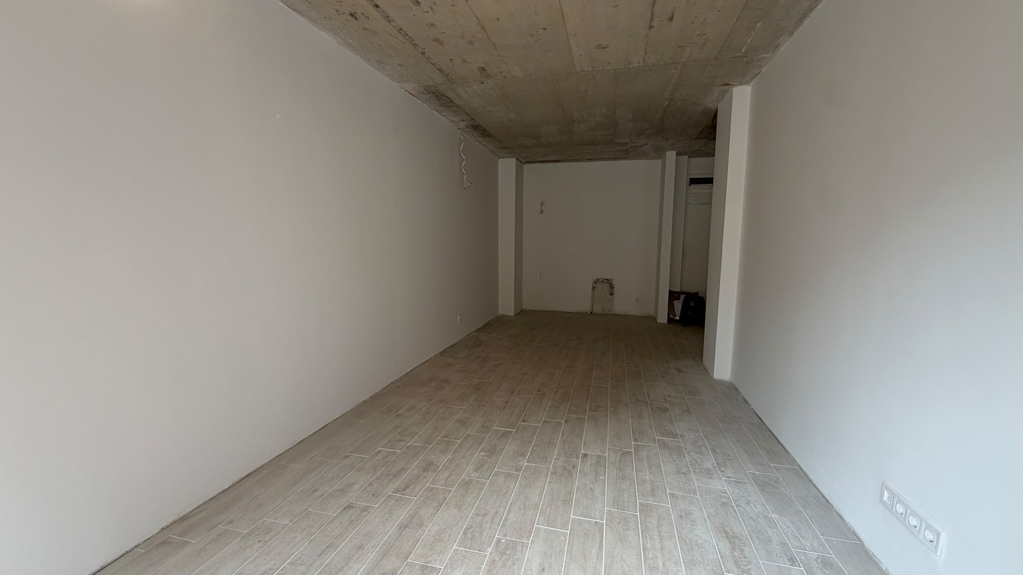 Двухкомнатный апартамент с большим двориком в Sunny View Central, Солнечный Берег ID: 100126 - фото 7