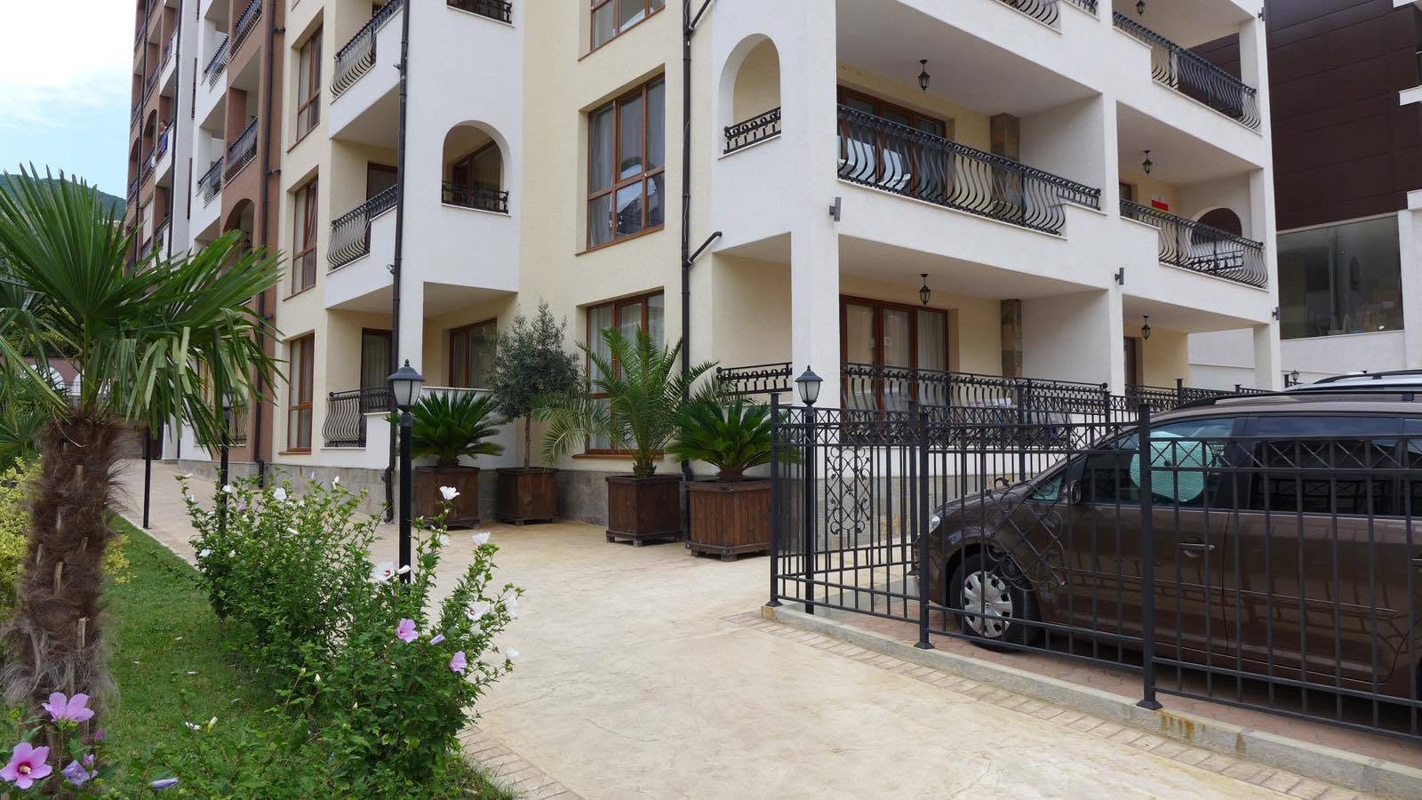 Двухкомнатная квартира в 200 метрах от моря в комплексе Marina Park, Святой Влас ID: 102501 - фото 1 Двухкомнатная квартира в 200 метрах от моря в комплексе Marina Park, Святой Влас ID: 102501 - фото 1