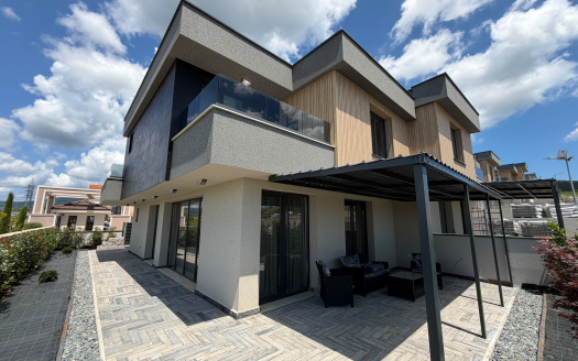 Дома в жилом комплексе Grand Village, Кошарица ID: 101382