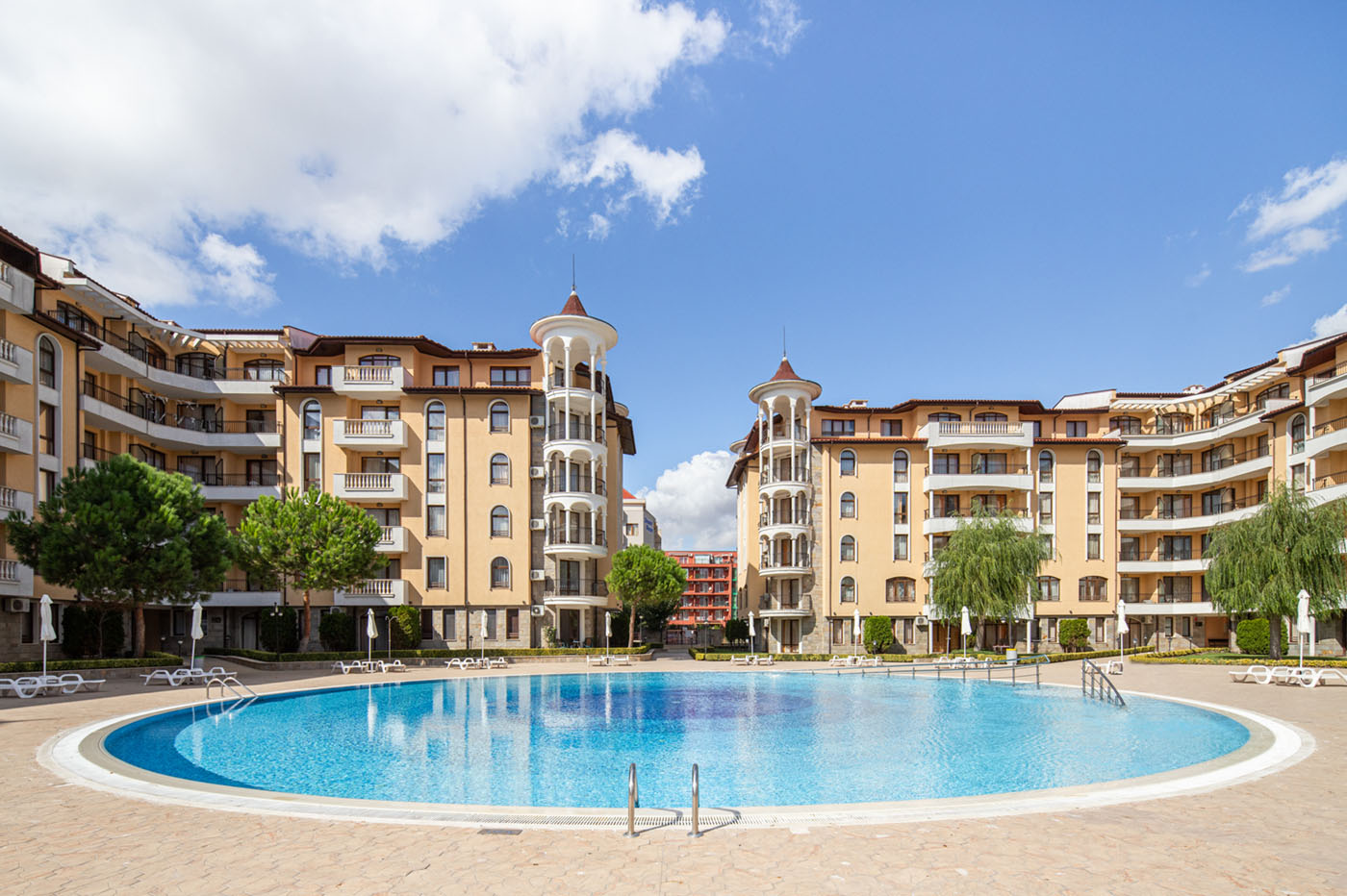 Двухкомнатная квартира с видом на бассейн в комплексе Royal Sun, Солнечный Берег ID: 101931 - фото 1 Двухкомнатная квартира с видом на бассейн в комплексе Royal Sun, Солнечный Берег ID: 101931 - фото 1