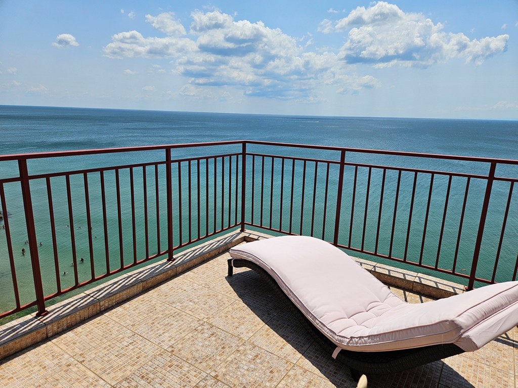 Трёхкомнатная квартира с захватывающей панорамой моря в Panorama Fort Beach, Святой Влас ID: 100815 - фото 9