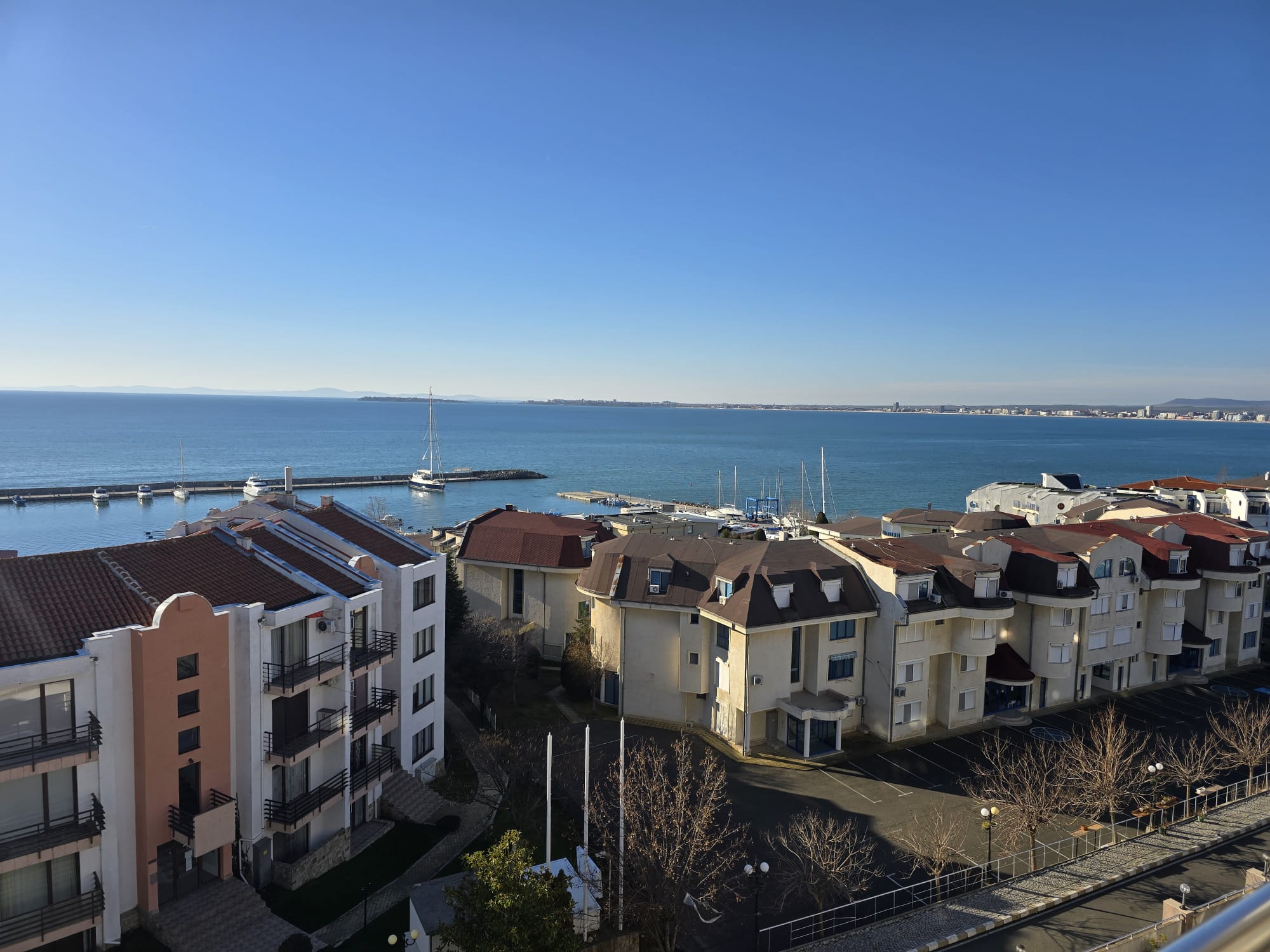 Двухкомнатная квартира с панорамным видом на море и горы в Lazur 4, Святой Влас ID: 99917 - фото 9 Двухкомнатная квартира с панорамным видом на море и горы в Lazur 4, Святой Влас ID: 99917 - фото 9