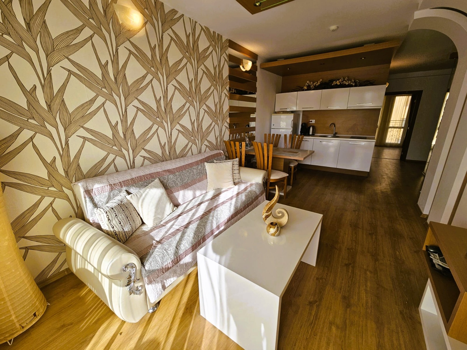 Трёхкомнатная квартира в комплексе Sweet Home 2, Солнечный Берег ID: 100014 - фото 1