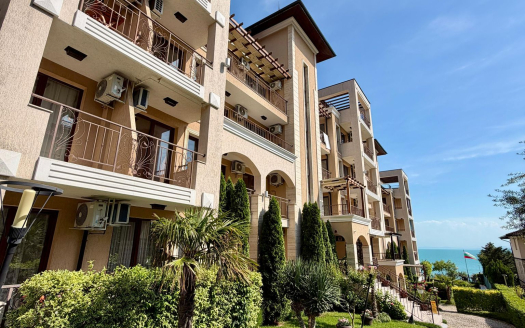 Двухкомнатная квартира на первой линии в комплексе Porto Paradiso, Святой Влас ID: 100115