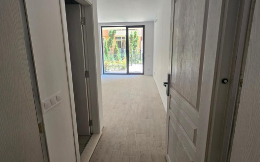 Студия со своим двориком в комплексе Sunny View Central, Солнечный Берег ID: 101883