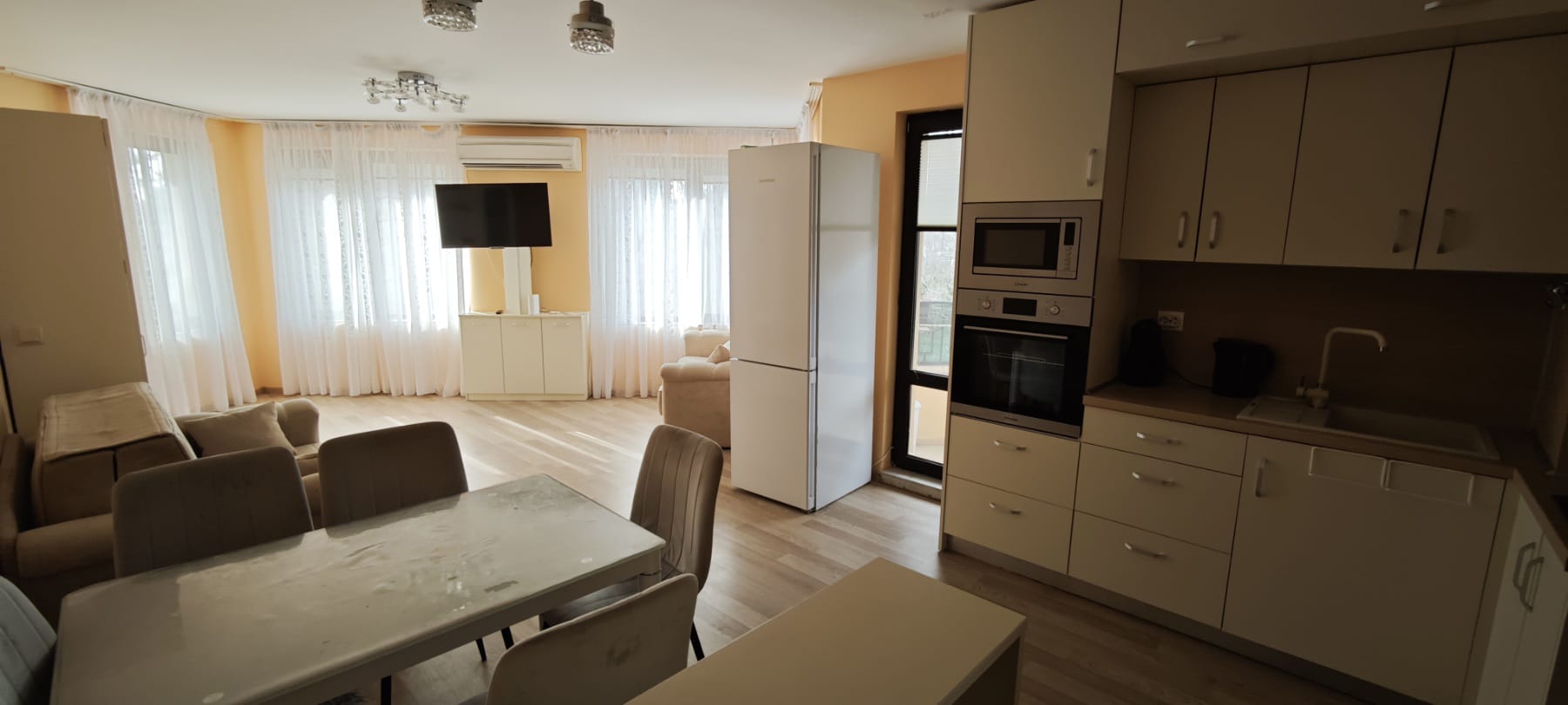 Трёхкомнатная квартира на первой линии в комплексе Rich 2, Равда ID: 102285 - фото 2 Трёхкомнатная квартира на первой линии в комплексе Rich 2, Равда ID: 102285 - фото 2