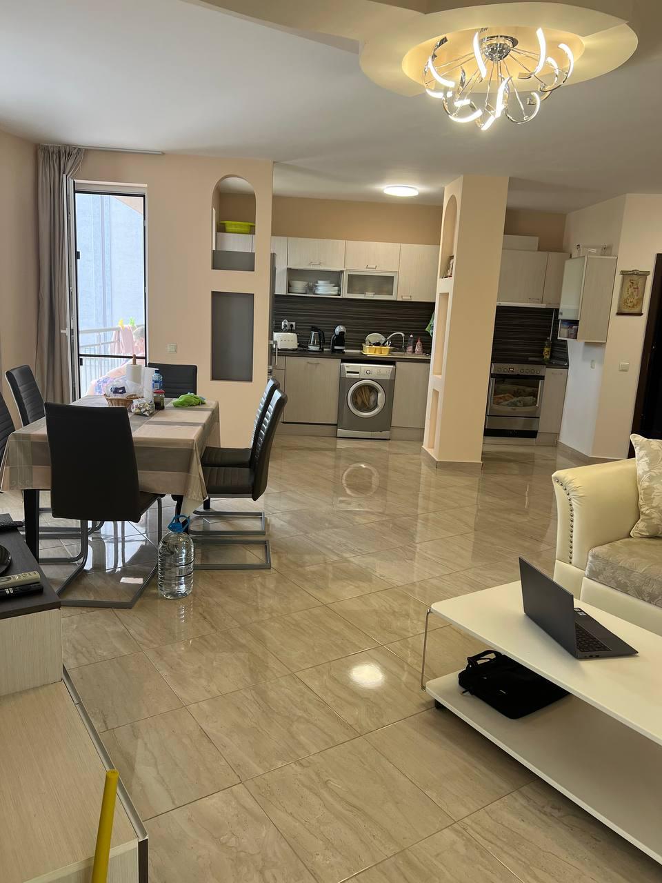 Трёхкомнатная квартира в хорошем районе  Солнечного Берега, комплекс VIP Image ID: 102559 - фото 4
