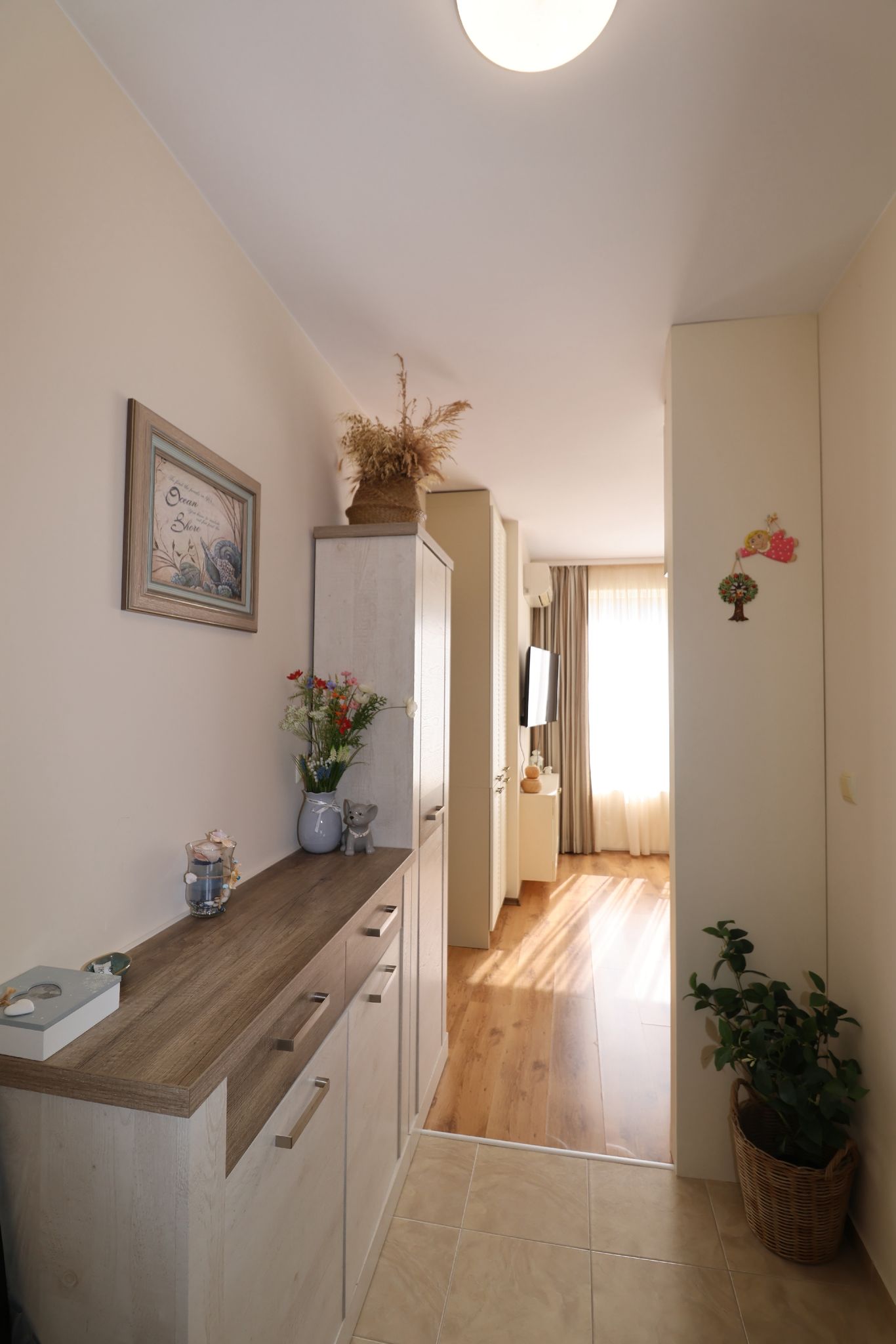 Двухкомнатная квартира с качественным ремонтом в комплексе Elitonia Gardens, Равда ID: 102773 - фото 10 Двухкомнатная квартира с качественным ремонтом в комплексе Elitonia Gardens, Равда ID: 102773 - фото 10