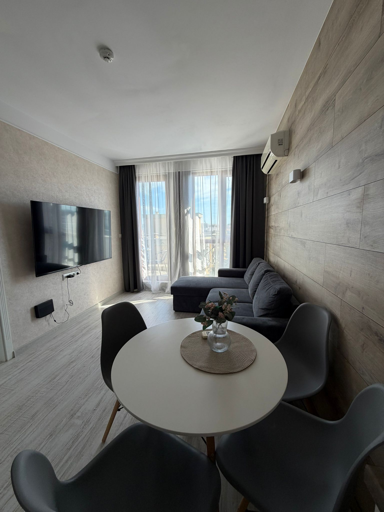 Двухкомнатная квартира с современным ремонтом в комплексе Harmony Suites Monte Carlo, Солнечный Берег ID: 103648 - фото 6