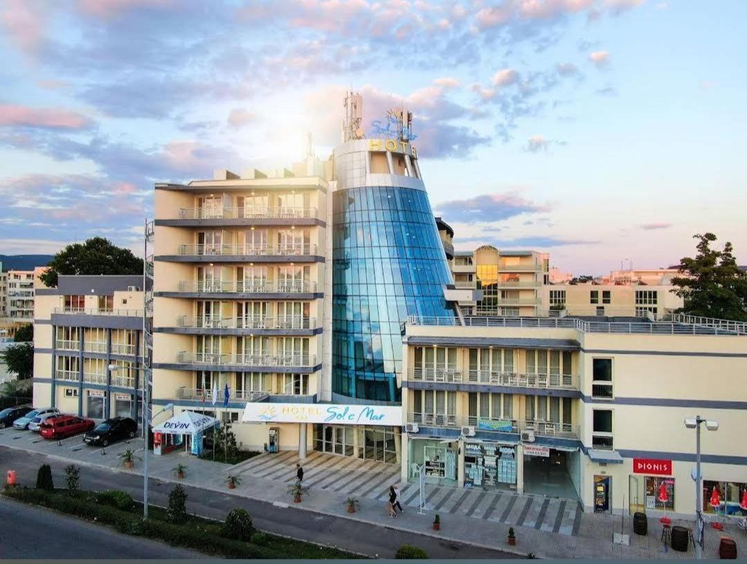 Студия в комплексе Sol e Mar на центральной улице Солнечного Берега, ID: 105177 - фото 1