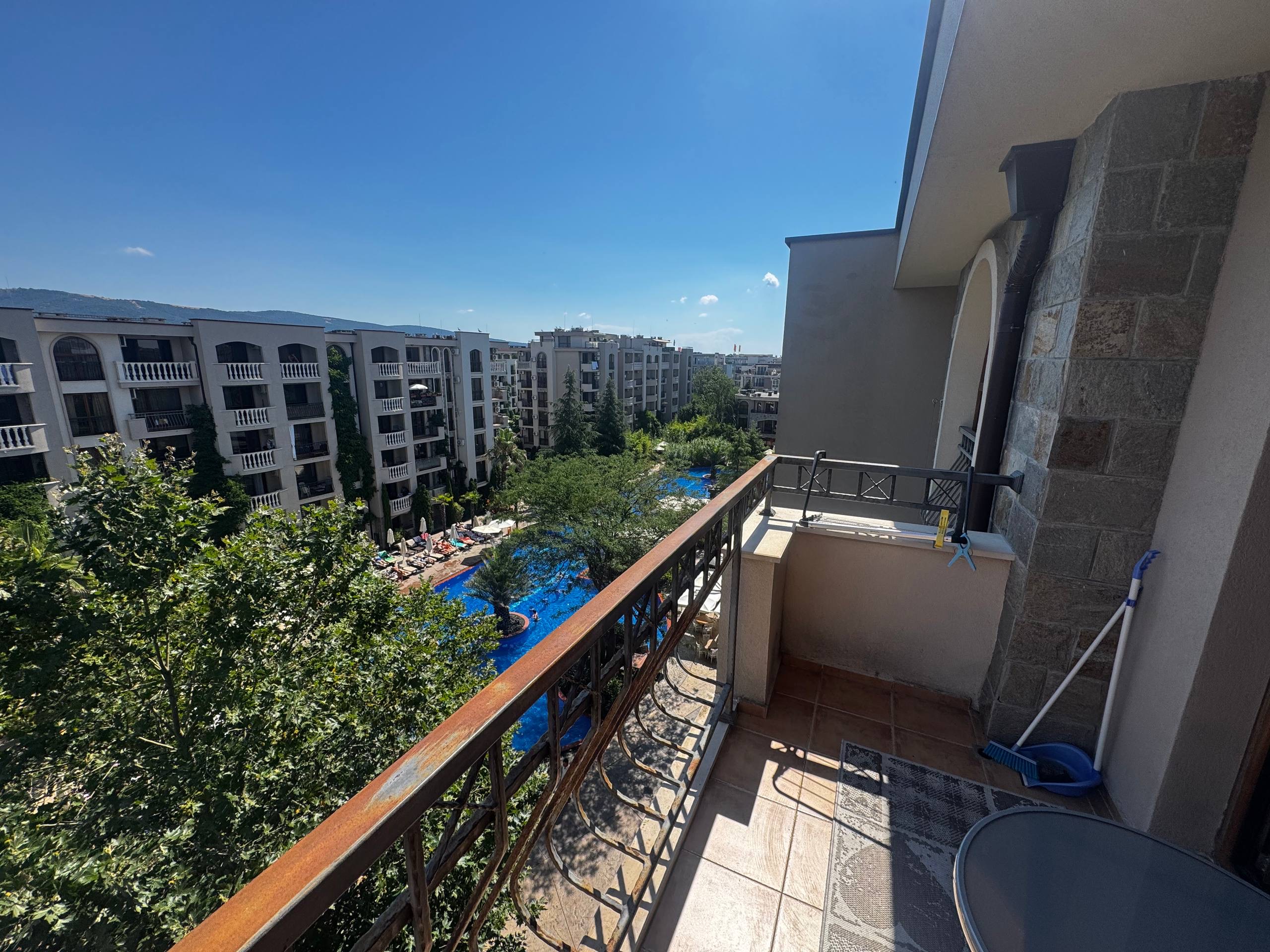 Двухкомнатная квартира с видом на бассейн в комплексе Cascadas Family Resort  (блок 8), Солнечный Берег ID: 105434 - фото 2