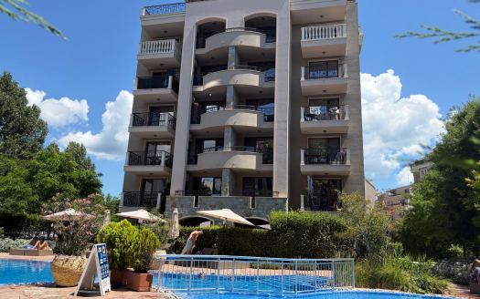 Двухкомнатная квартира с уютным двориком в комплексе Cascadas Family Resort (блок 2,1), Солнечный Берег ID: 105602