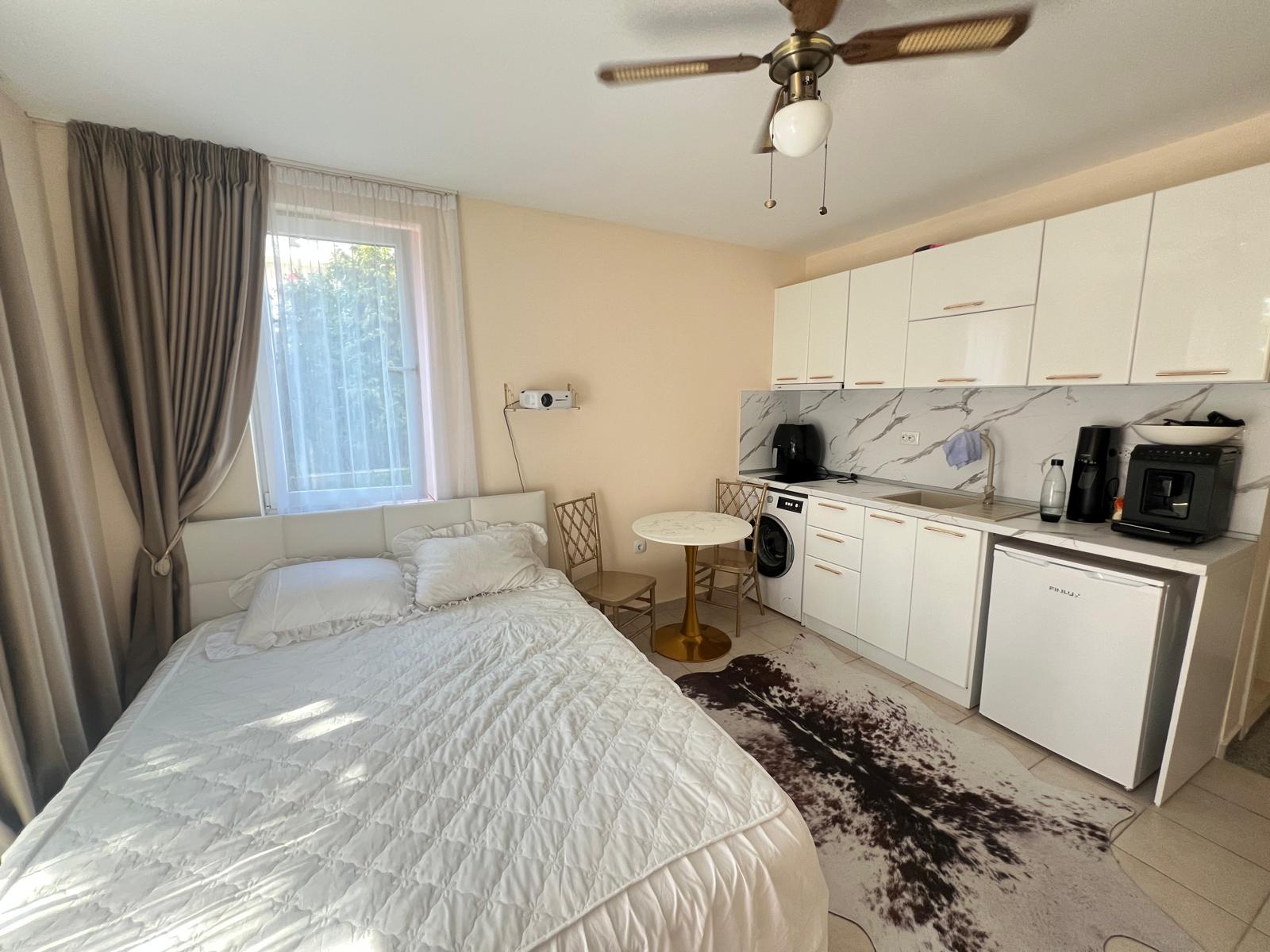 Студия в 150 метрах от моря в комплексе Villa Monaco, Святой Влас ID: 105618 - фото 6