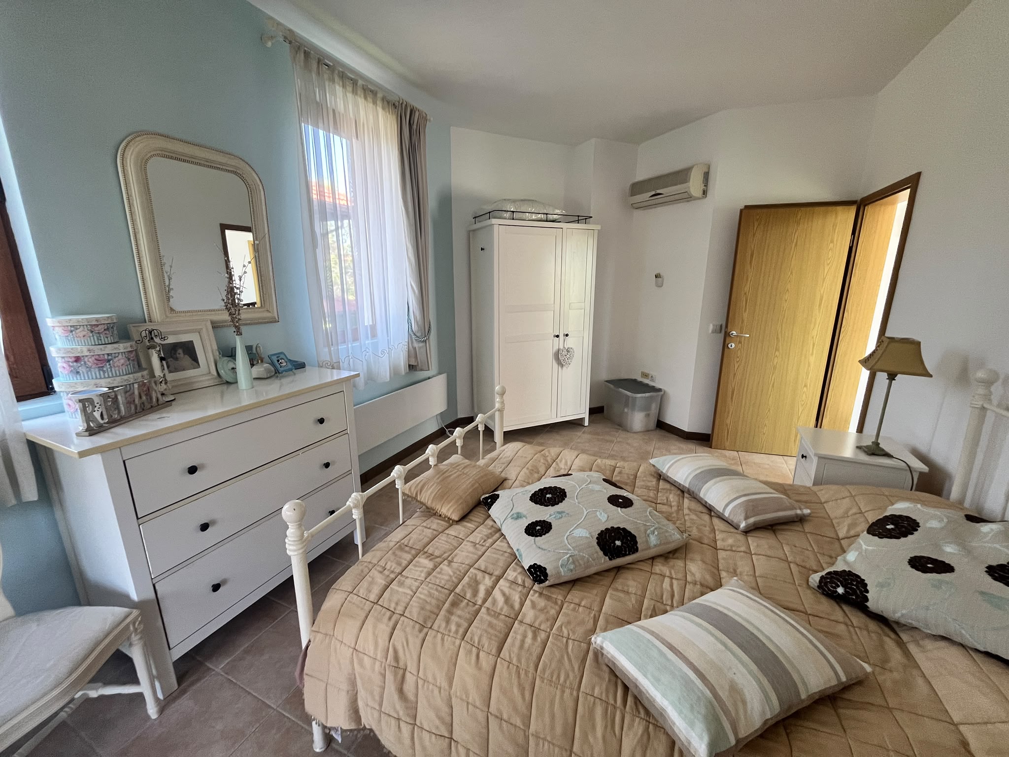 Двухэтажная вилла с участком и бассейном в  комплексе Floral Roads, Ахелой ID: 106448 - фото 5