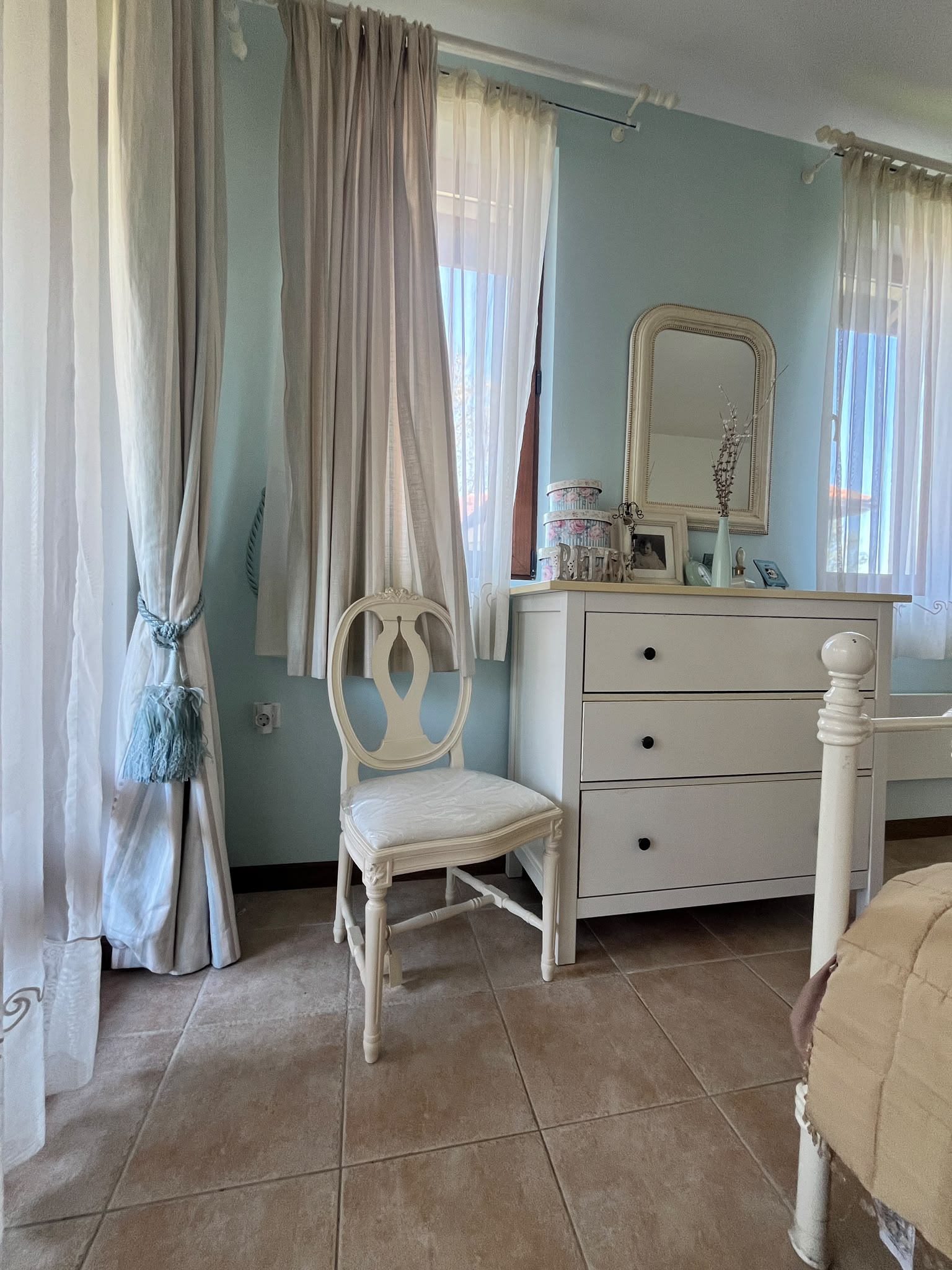 Двухэтажная вилла с участком и бассейном в  комплексе Floral Roads, Ахелой ID: 106448 - фото 15