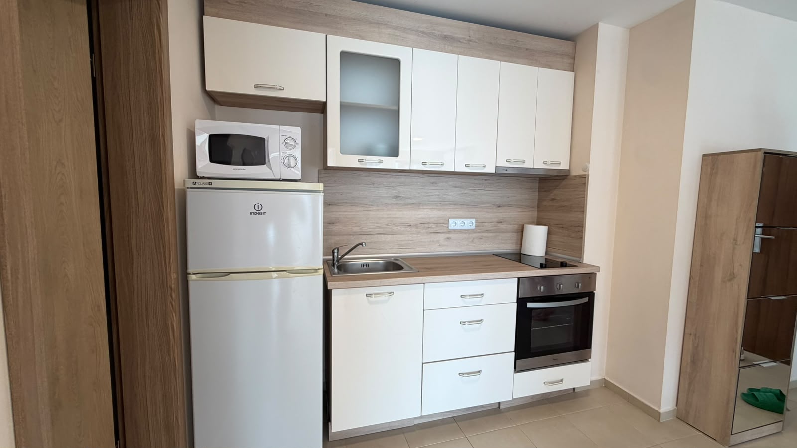 Двухкомнатная квартира на первой линии с видом на море в комплексе Premier Fort Beach, Святой Влас ID: 106416 - фото 6