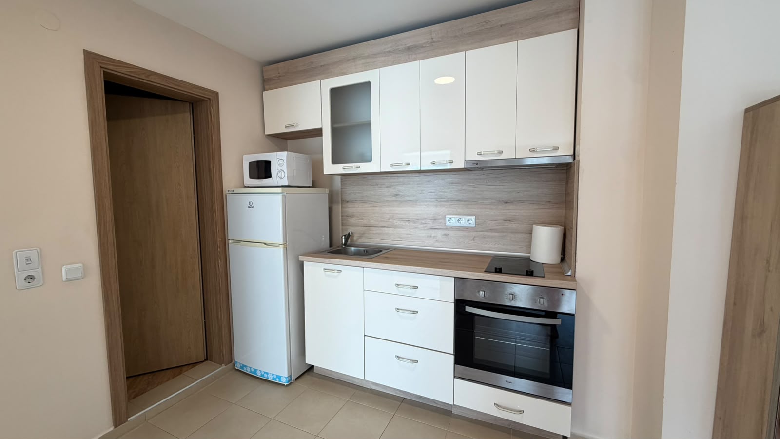 Двухкомнатная квартира на первой линии с видом на море в комплексе Premier Fort Beach, Святой Влас ID: 106416 - фото 11