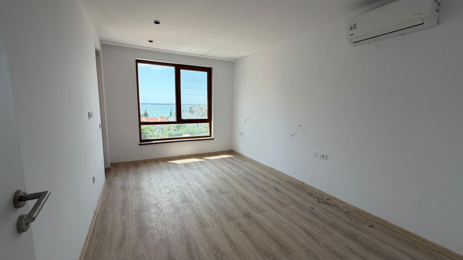 Двухкомнатная квартира в рассрочку с видом на море в новом комплексе Green Fort Suites, Солнечный Берег ID: 106580 - фото 4
