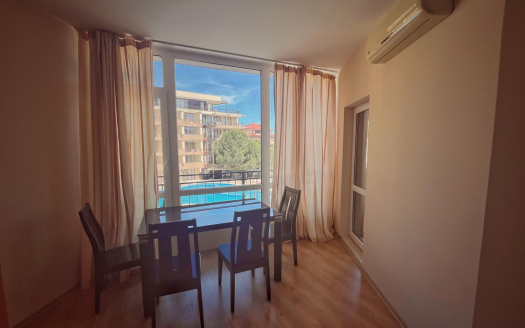 Просторная двухкомнатная квартира с видом на бассейн в комплексе Luxor, Святой Влас ID: 106764